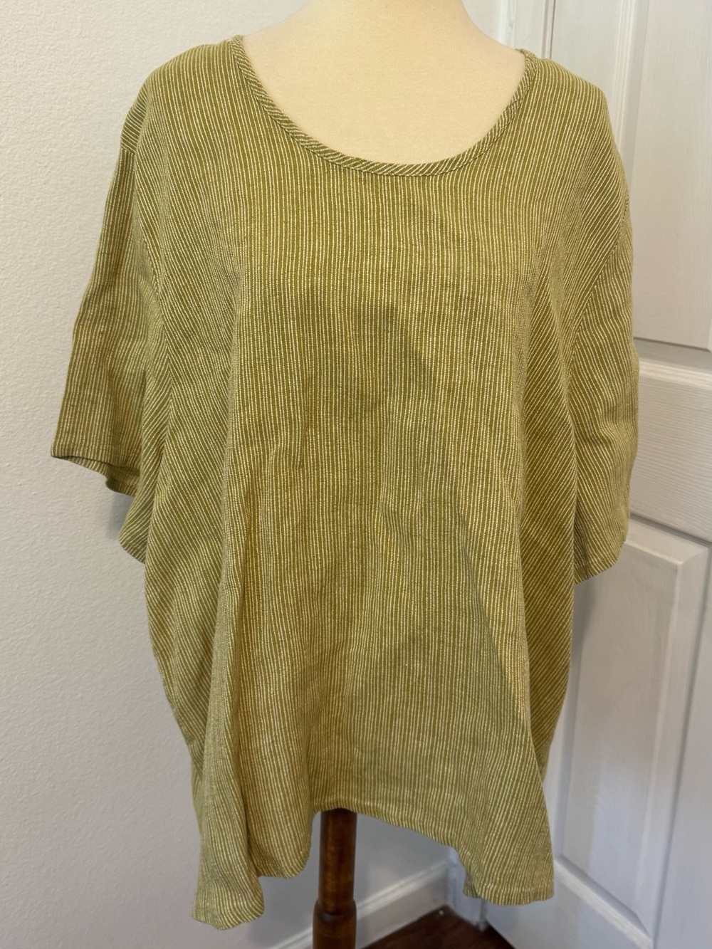 Light Olive Green Women's Ribbed Short-Sleeve Top